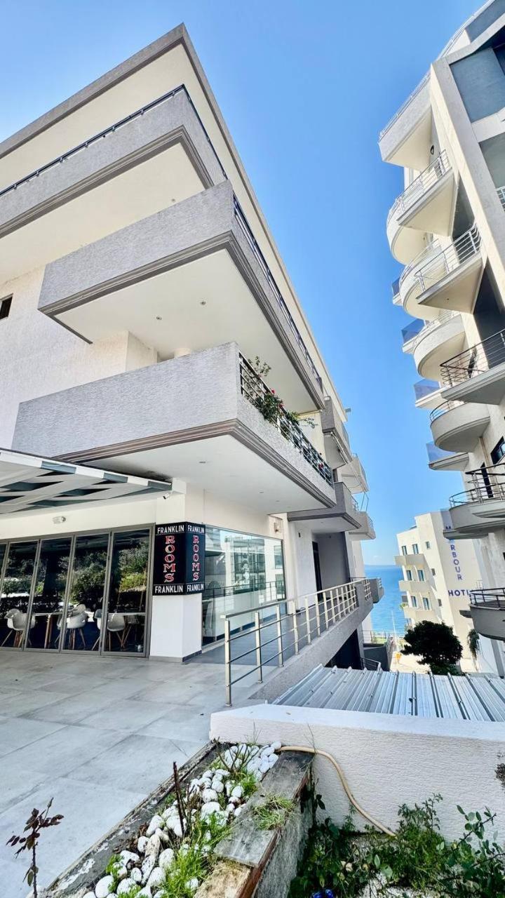 4 Seasons Sea View Apartment Sarandë Exteriér fotografie