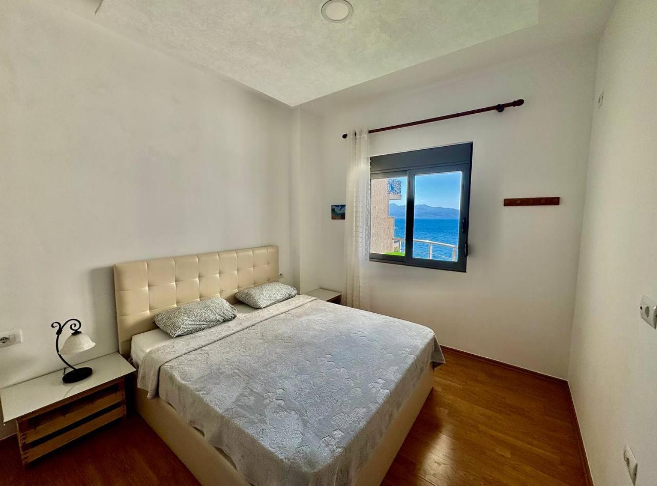 4 Seasons Sea View Apartment Sarandë Exteriér fotografie